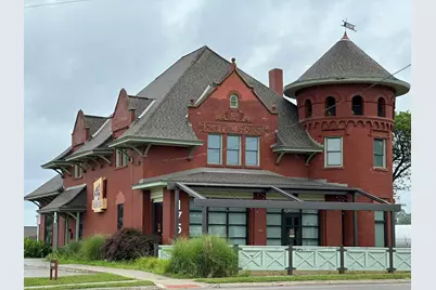 175 S Kendall Street, Battle Creek, MI 49037 - Photo 1