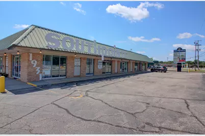 1931 Horton Road #Suite 11, Jackson, MI 49203 - Photo 1