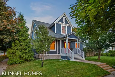 500 Lake Avenue, Grand Haven, MI 49417 - Photo 1