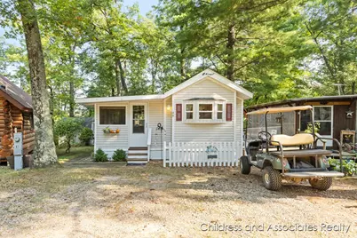 4799 S Spruce Avenue, White Cloud, MI 49349 - Photo 1