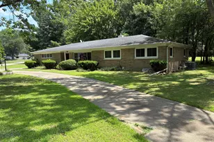 115 Christy Dr, Battle Creek, MI 49015 - Photo 1