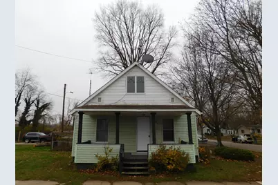 704 Wayne Street, Niles, MI 49120 - Photo 1