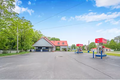 235 W Parkdale Avenue, Manistee, MI 49660 - Photo 1