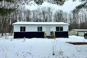 7963 Ojibwa Dr, Weidman, MI 48893 - Photo 1