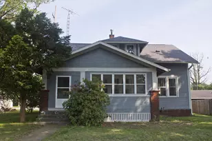 307 New York Ave, Dowagiac, MI 49047 - Photo 1