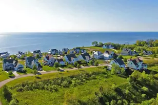 637 Lantern Watch Dr, South Haven, MI 49090 - Photo 1