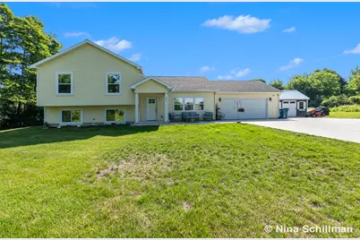 834 N Michigan Street, Fremont, MI 49412 - Photo 1