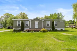 5443 Gravel Ridge Rd, Lakeview, MI 48850 - Photo 1