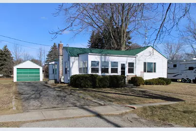 519 Washington Avenue, Lakeview, MI 48850 - Photo 1