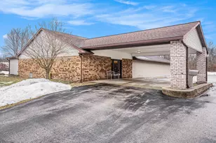 3086 E Apple Ave, Muskegon, MI 49442 - Photo 1