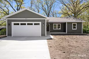 1357 Marquette Ave, Muskegon, MI 49442 - Photo 1