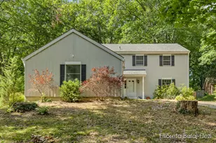 7224 Willobee St, Coloma, MI 49038 - Photo 1