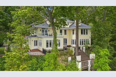 2019 Langley Avenue, Saint Joseph, MI 49085 - Photo 1