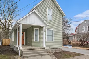 609 Lincoln Ave NW, Grand Rapids, MI 49504 - Photo 1