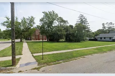 809 McAllister Street, Benton Harbor, MI 49022 - Photo 1