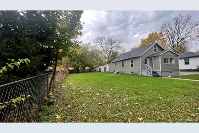 608 S Mifflin Avenue, Lansing, MI 48912 - Photo 1