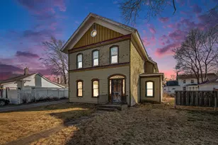 215 W Grove St, Greenville, MI 48838 - Photo 1