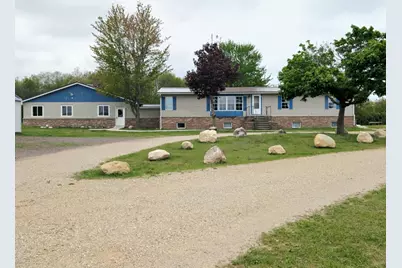 11701 N Vandecar Road, Farwell, MI 48622 - Photo 1