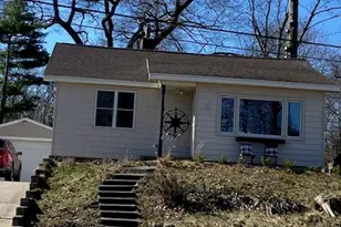 3355 Lakeshore Dr, Muskegon, MI 49441 - Photo 1