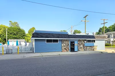 33 N Hanchett Street, Coldwater, MI 49036 - Photo 1