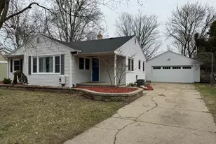 617 Cherry Ave, Big Rapids, MI 49307 - Photo 1