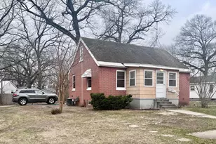 225 E Lincoln Ave, Muskegon Heights, MI 49444 - Photo 1
