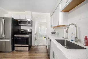 28291 Suburban Dr, Warren, MI 48088 - Photo 1