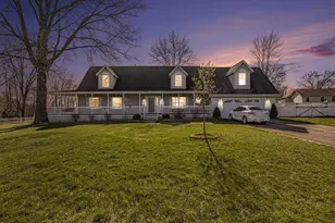 5948 Aster Dr, Battle Creek, MI 49014 - Photo 1