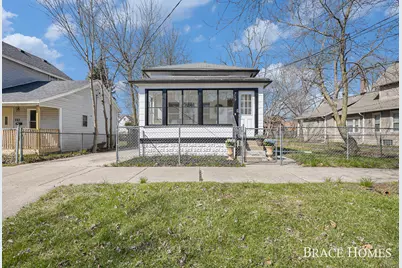 717 6th Street NW, Grand Rapids, MI 49504 - Photo 1