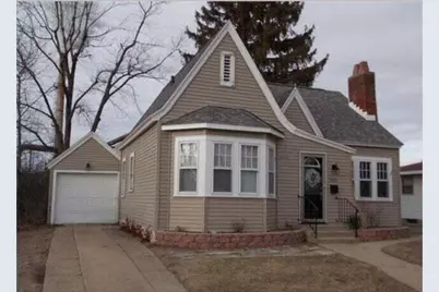 1070 W Broadway Avenue, Muskegon, MI 49441 - Photo 1