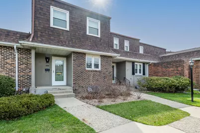 2596 Stratford Drive, Saint Joseph, MI 49085 - Photo 1