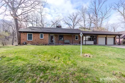 1736 Shangrai-La Drive SE, Grand Rapids, MI 49508 - Photo 1