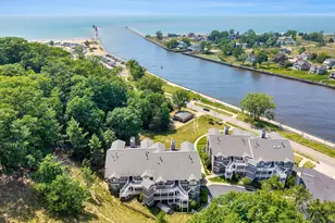 810 S Harbor Dr, Grand Haven, MI 49417 - Photo 1