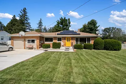 2250 Saines Manor Drive, Jackson, MI 49201 - Photo 1