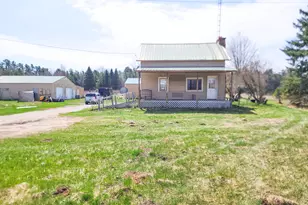 17535 18 Mile Rd, Leroy, MI 49655 - Photo 1