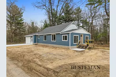 1300 Center Street, Muskegon, MI 49442 - Photo 1