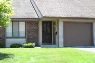 492 Cherry Ln, Holland, MI 49424 - Photo 1