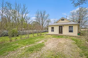 640 S Walker St, Bronson, MI 49028 - Photo 1