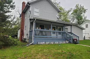 43 Howder St, Hillsdale, MI 49242 - Photo 1