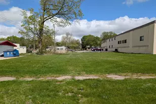 209 Perry St, Albion, MI 49224 - Photo 1