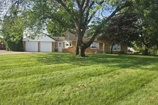 4618 New Holland St, Hudsonville, MI 49426 - Photo 1