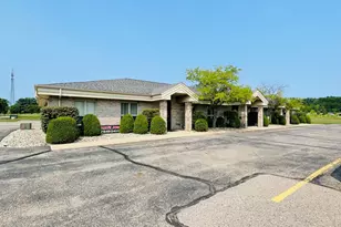 576-588 Olds St, Jonesville, MI 49250 - Photo 1