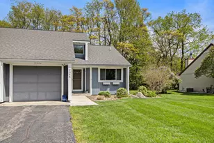 2345 Fairgrove St, Kalamazoo, MI 49009 - Photo 1