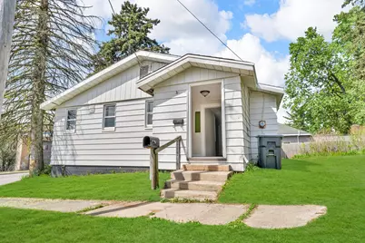 315 River Street, Buchanan, MI 49107 - Photo 1