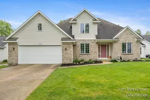 3850 Kentridge Dr SE, Grand Rapids, MI 49508 - Photo 1