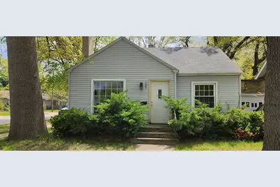 1095 E Apple Avenue, Muskegon, MI 49442 - Photo 1