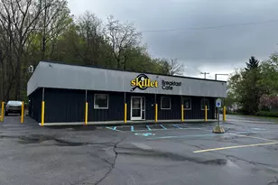 4023 Douglas Ave, Kalamazoo, MI 49004 - Photo 1