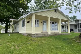 583 Pearl Beach Dr, Coldwater, MI 49036 - Photo 1