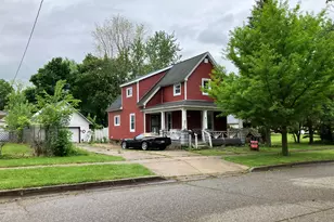 821 Fletcher St, Owosso, MI 48867 - Photo 1