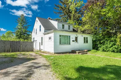 566 Davis Street, Ypsilanti, MI 48198 - Photo 1